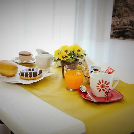 Central Apartments クロトーネ