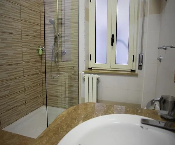 住宿加早餐酒店 Central Apartments 4*