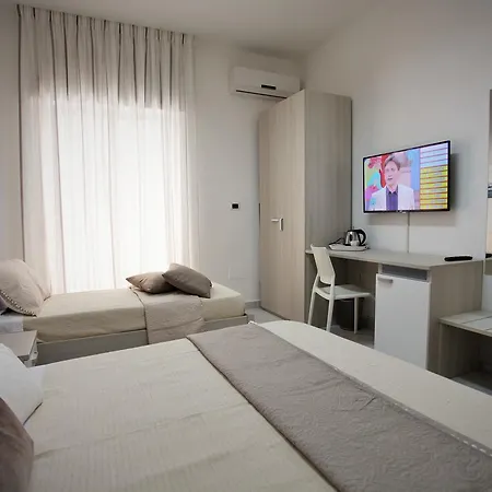 Central Apartments Crotone