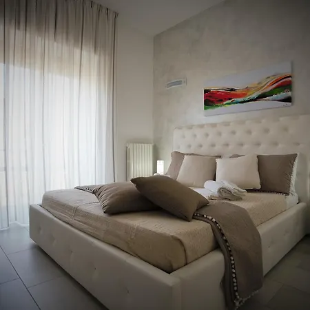 Bed & Breakfast Central Apartments Crotone