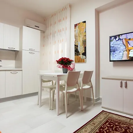 Bed & Breakfast Central Apartments Crotone