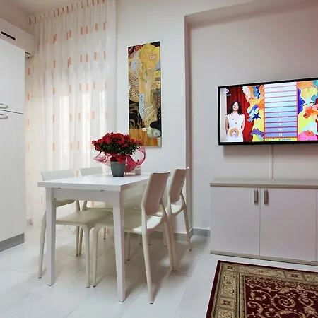 Central Apartments B&B