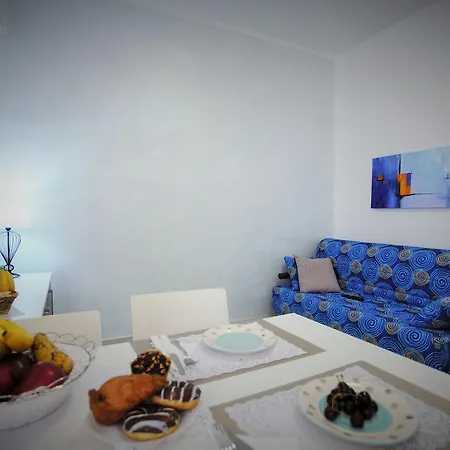 Central Apartments 4*