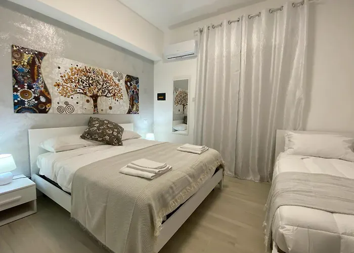 Central Apartments Crotone