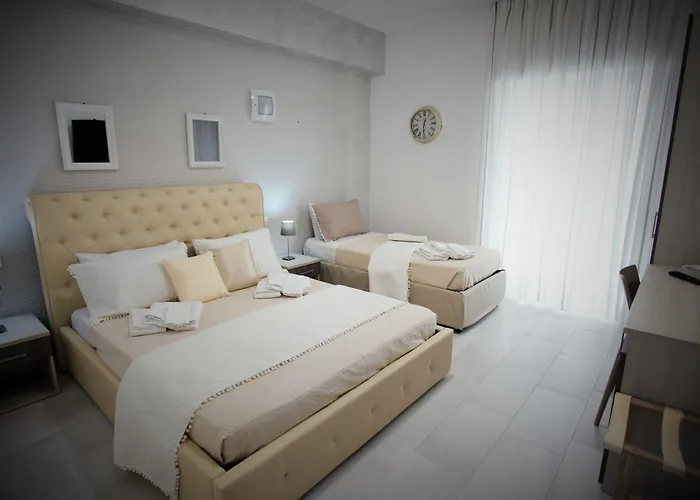 Central Apartments Bed & Breakfast Crotone