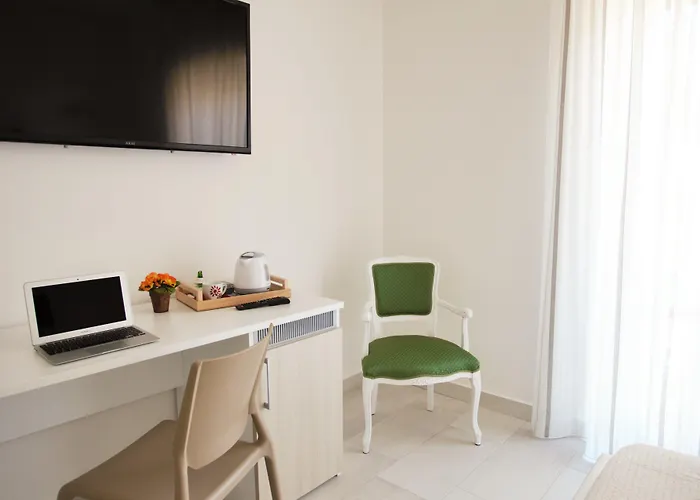 Central Apartments Crotone