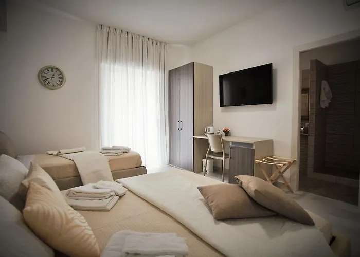 Central Apartments 4* Crotone