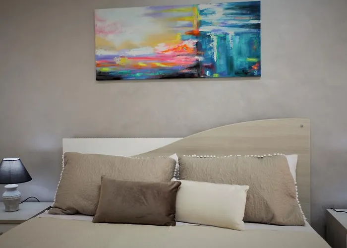 Central Apartments 4* Crotone